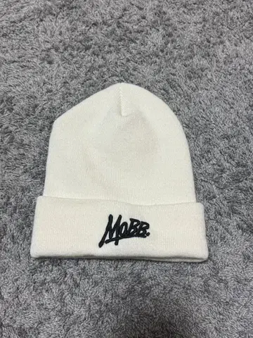 MOBB 화이트 비니