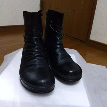 인코르제 락친 부츠 블랙 24cm