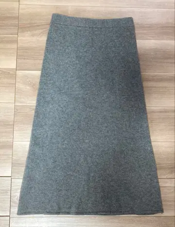 작년 구매 새상품급 슬로브 이에나 24AW 롱 스커트 36 그레이