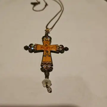 미하엘 네그린 크로스 목걸이