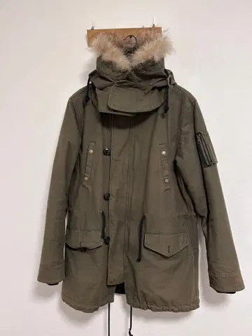 [ 구제 의류 ] ROSE BUD COUPLES 모즈 코트