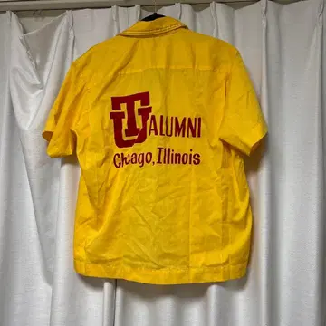 ALUMNI 자수 옐로우 컬러 반팔 셔츠