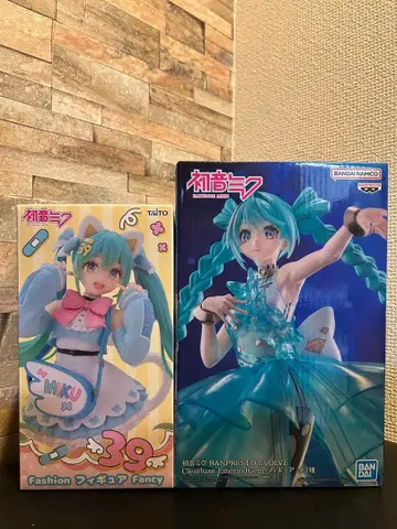 하츠네 미쿠 피규어 2체 세트