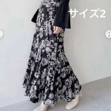 코코딜 플로키 플라워 플레어 스커트