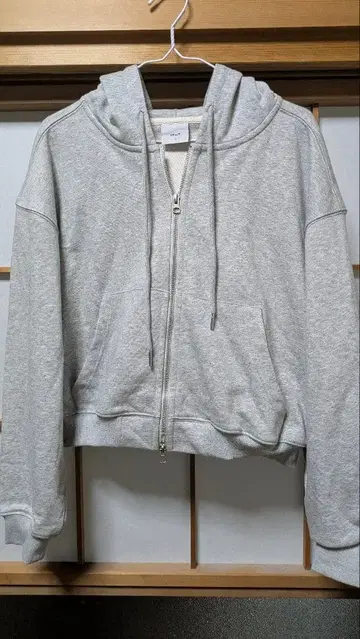 Nnine 그레이 크롭 후드티 S 사이즈