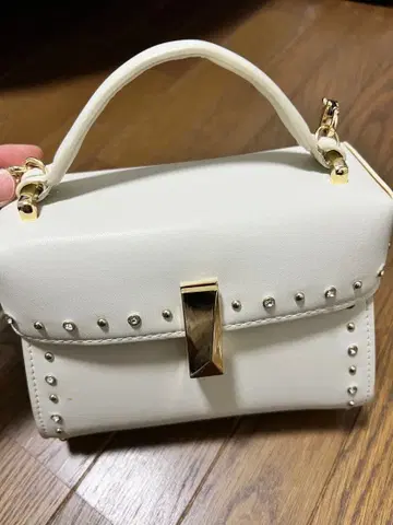 셀포드 숄더백 스터드