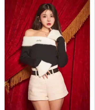 Darich 포인트 샤기 오프숄더 니트탑