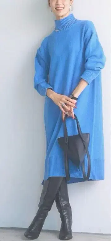 plus otoha 플러스오토하 하이넥 니트 원피스 로얄 블루