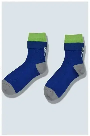 OMMO 블로킹 레이어드 양말