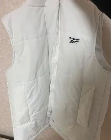 Reebok 충전솜 다운 베스트 [ 4L ] 화이트