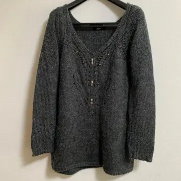 VICKY 니트 스웨터 그레이 M 긴팔 V넥 비쥬 포함