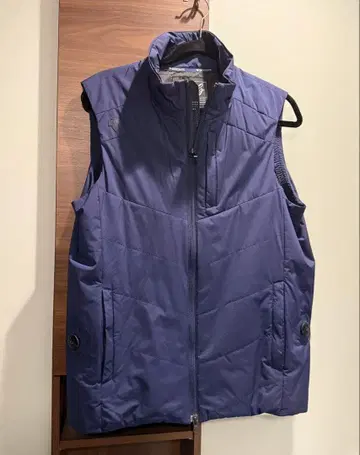 데상트 DESCENTE 다운 베스트 L 골프 타운용