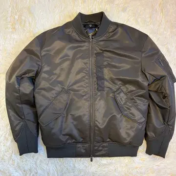 유니클로 +J 질 샌더 하이브리드 다운 오버사이즈 MA-1 블루종