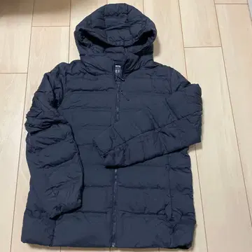 유니클로 울트라 라이트 다운