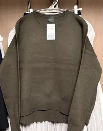 새상품 Spick and Span 워셔블 PE 벌키 얀 루즈 니트