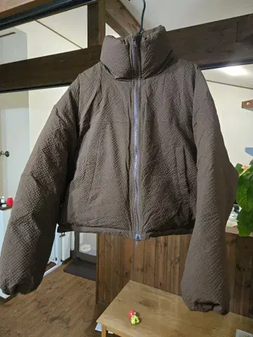 hellam 패딩 숏 다운 자켓 브라운