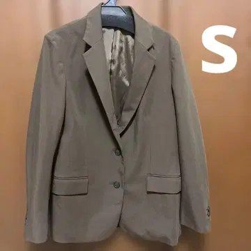 새상품급 유니클로 UNIQLO 릴랙스 테일러드 자켓 클리닝 완료