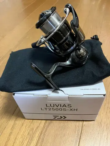 24 루비아스 LUVIAS LT2500S-XH 스피닝 릴