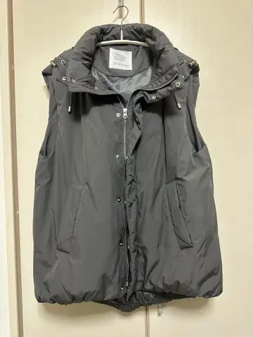 CLOCHE (클로셰) 다운 베스트