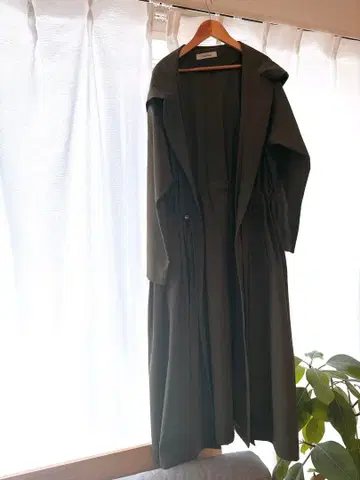 DOUDOU 후드 부착 올리브 그린 롱 코트