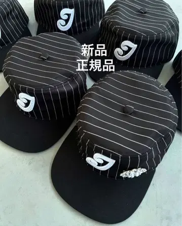 2idiots label pillbox cap 6crayon