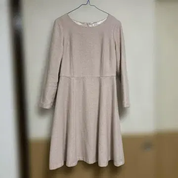 더스티 핑크 A라인 긴팔 원피스 내추럴 뷰티 베이직