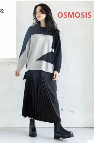 새상품급 이번 시즌!! OSMOSIS 돌먼 니트 풀오버