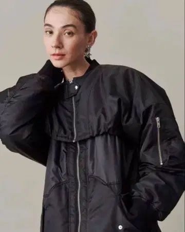 UN3D. MA-1 자켓 블랙