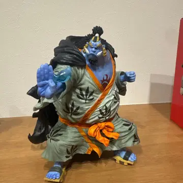 피규아트 ZERO 징베