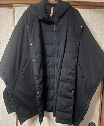 요소우 블랙 다운 자켓 후드 부착 오버 사이즈 판초