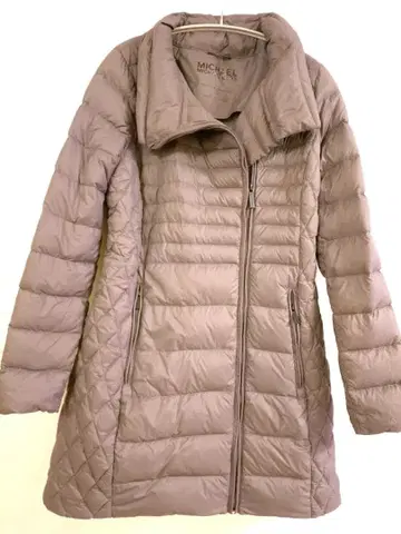 MICHAEL KORS 차콜 그레이 다운 코트 포켓터블 사이즈 S