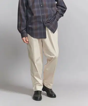 뷰티 앤 유스 치노 벌룬 이지 팬츠 내추럴 XL