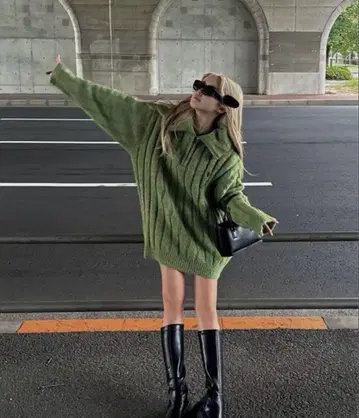 U.S. POLO ASSN. 하프 지퍼 니트 원피스 그린