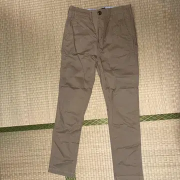 BEAMS 베이지 치노 팬츠 S 사이즈