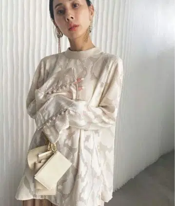 HAOKAN BACK RIBBON BLOUSE ameri vintage