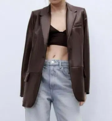 새상품급! ZARA 합성 피혁 블랙 테일러드 자켓