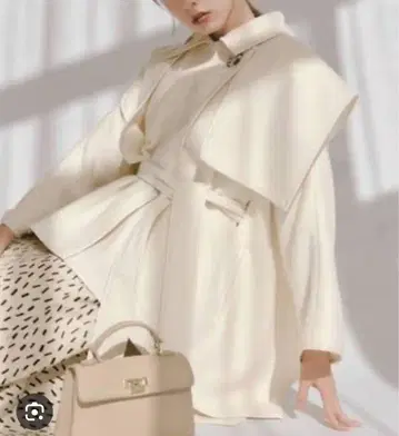 [새상품] 스나이델 신키 유코 판초 코트