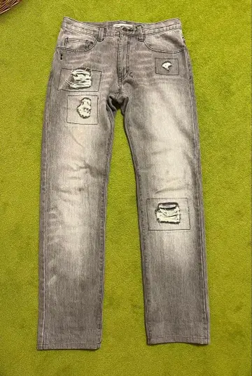 GROUND-ZERO UK 블랙 데미지 가공 스트레이트 데님 31