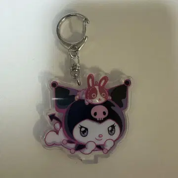 산리오 아크릴 키링 쿠로미