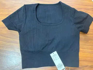 [ SUKALA ] 웨이브 리브 액티브 크롭 상의