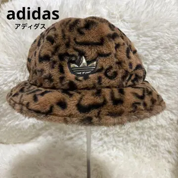 아디다스 레오파드 무늬 버킷 햇