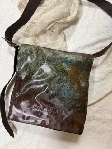 장 폴 고티에 숄더백 장 폴 고티에