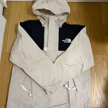 새상품 THE NORTH FACE 마운틴 아노락 M 베이지, 블랙