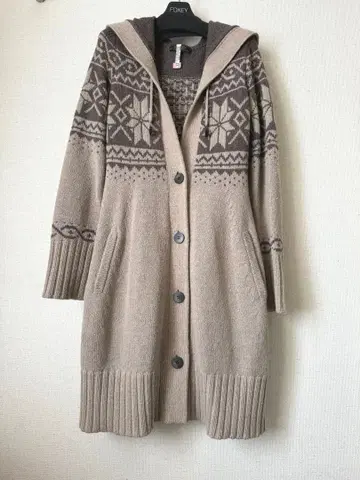 FOXEY 노르딕 니트 롱 코트