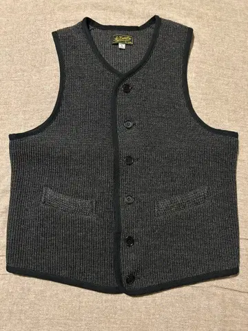 앳라스트 atlast&co 울 베스트 38