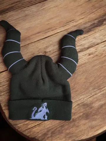 말레피센트 니트 모자