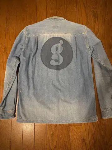 굿이너프 자수 로고 버튼 데님 셔츠 GOODENOUGH