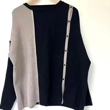 antiqua 안티카 배색 컬러 디자인 니트 블랙 베이지