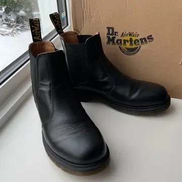 닥터 마틴 사이드 고어 부츠 UK 9 smooth
