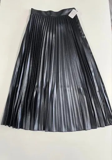 미사용 새상품 바니스뉴욕 인조 가죽 플리츠 스커트